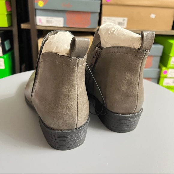 American Rag Gray Ankle Boots - Picture 5 of 7